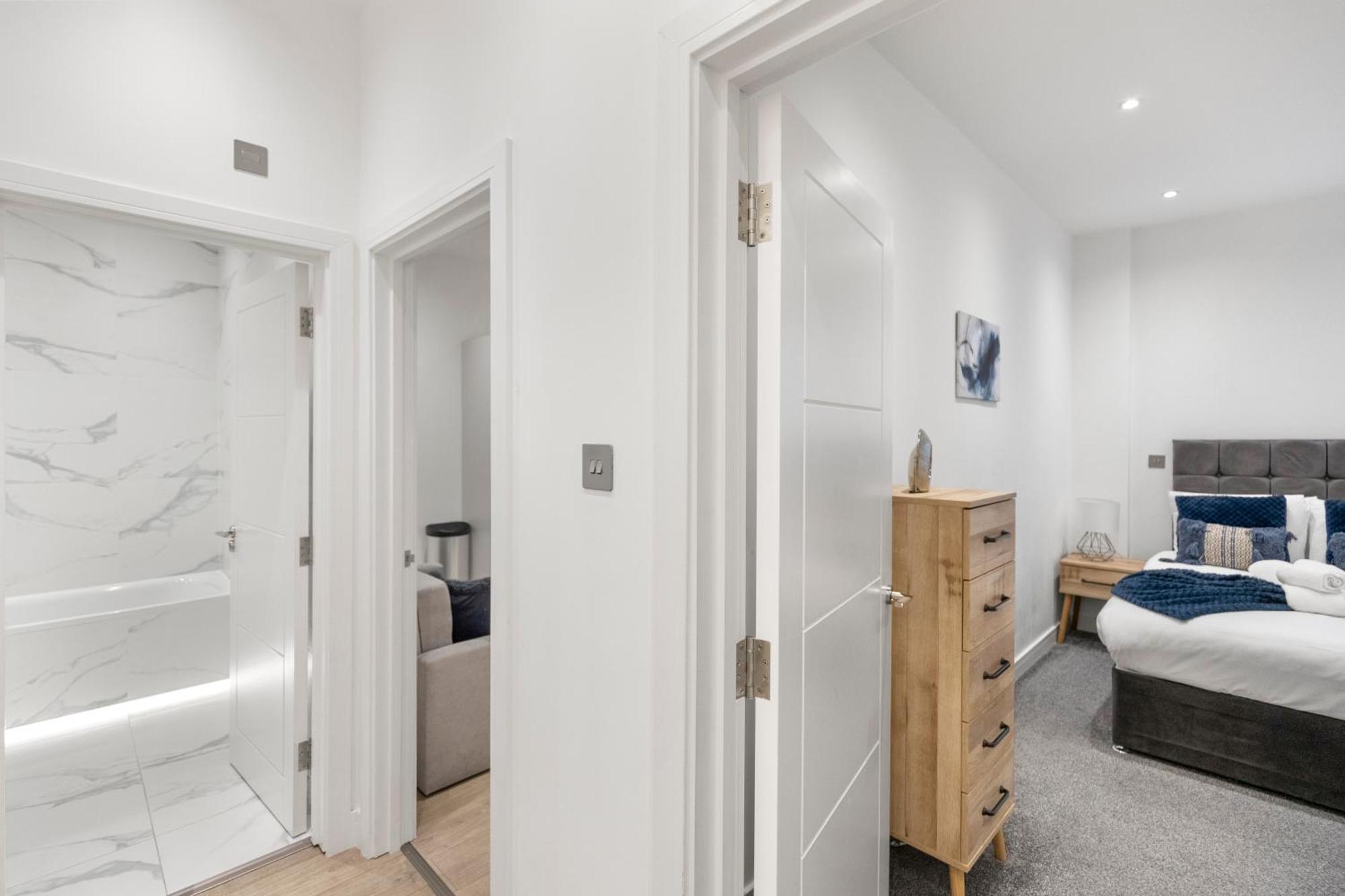 Welcoming And Spacious Apartment- Excellent Location London Eksteriør billede
