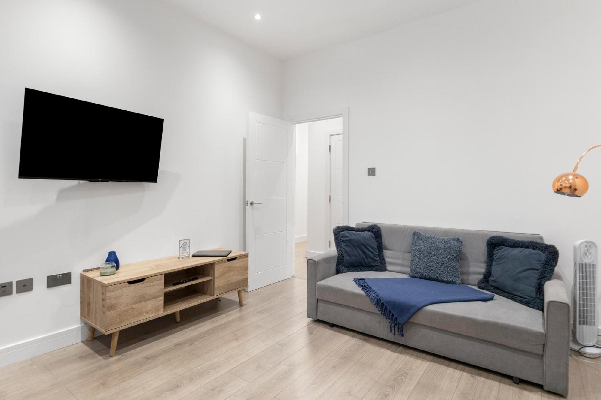 Welcoming And Spacious Apartment- Excellent Location London Eksteriør billede