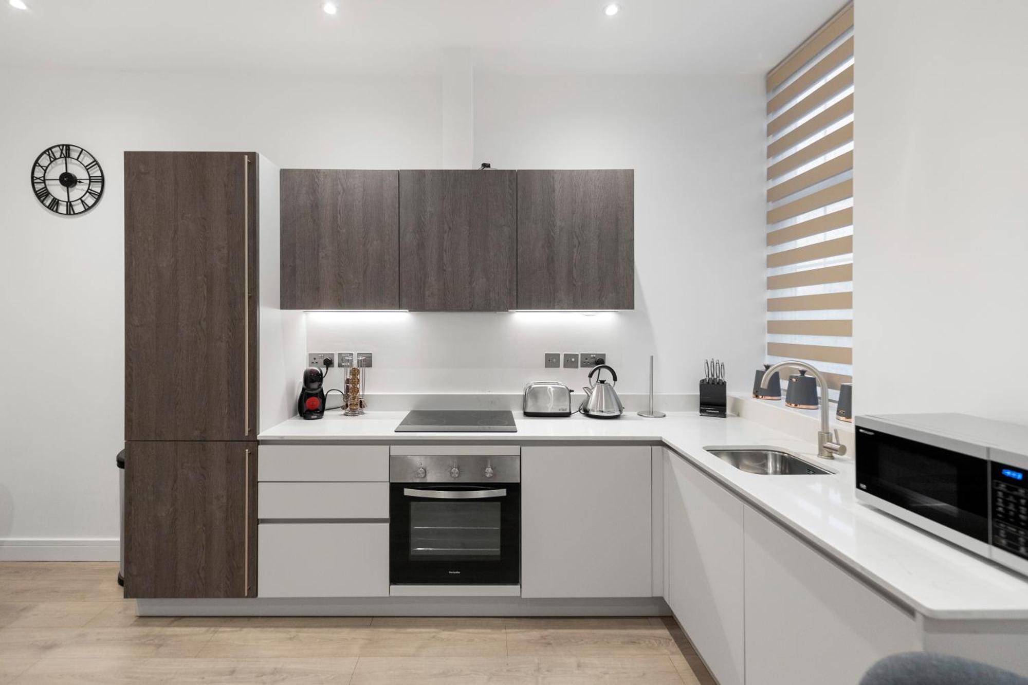 Welcoming And Spacious Apartment- Excellent Location London Eksteriør billede