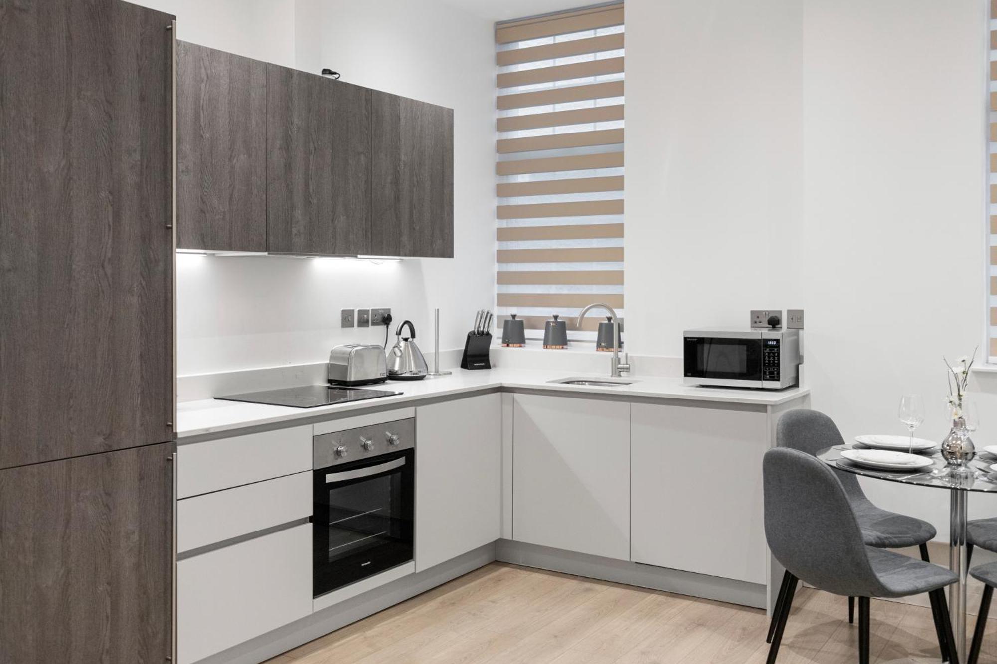 Welcoming And Spacious Apartment- Excellent Location London Eksteriør billede
