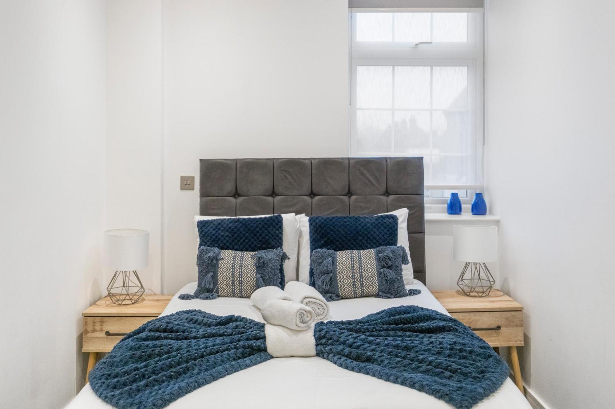 Welcoming And Spacious Apartment- Excellent Location London Eksteriør billede